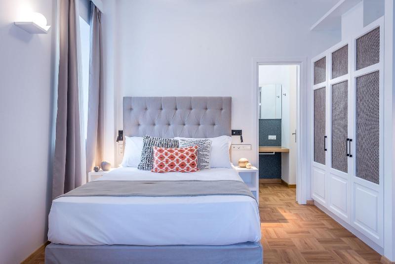 Shapes Luxury Suites Ermoupoli Buitenkant foto