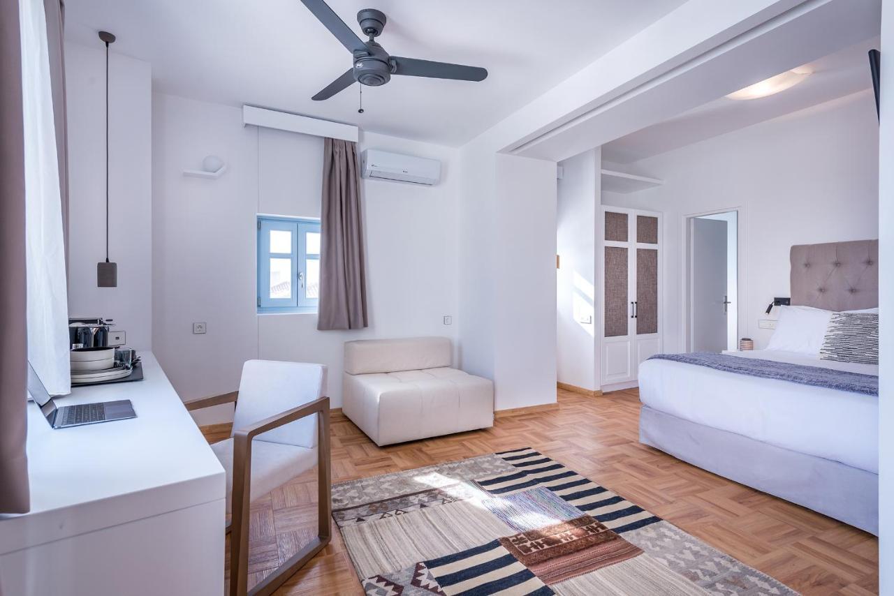 Shapes Luxury Suites Ermoupoli Buitenkant foto