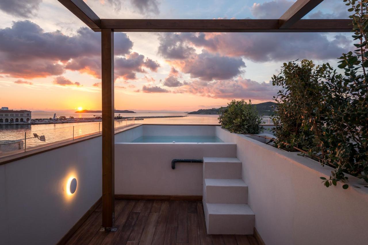 Shapes Luxury Suites Ermoupoli Buitenkant foto