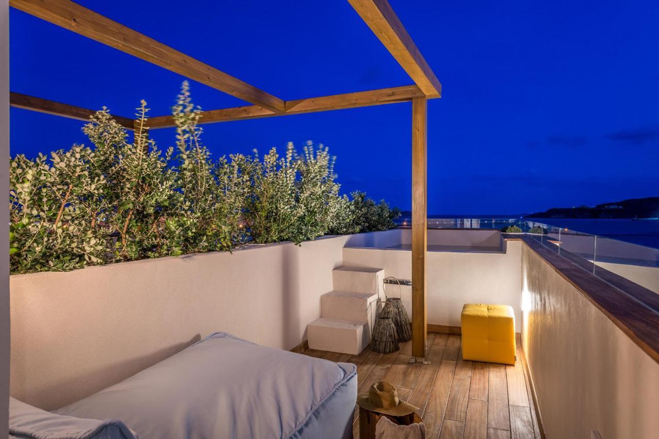 Shapes Luxury Suites Ermoupoli Buitenkant foto
