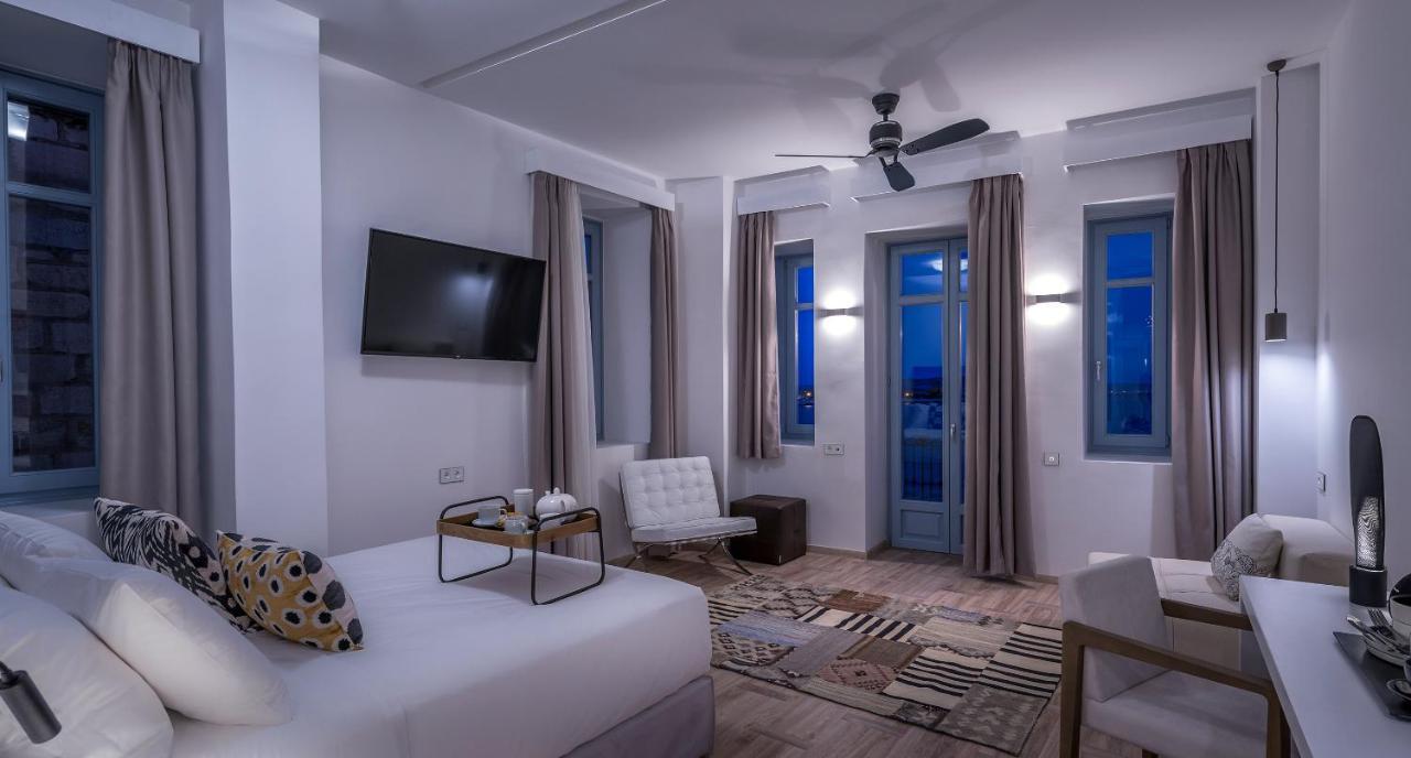 Shapes Luxury Suites Ermoupoli Buitenkant foto