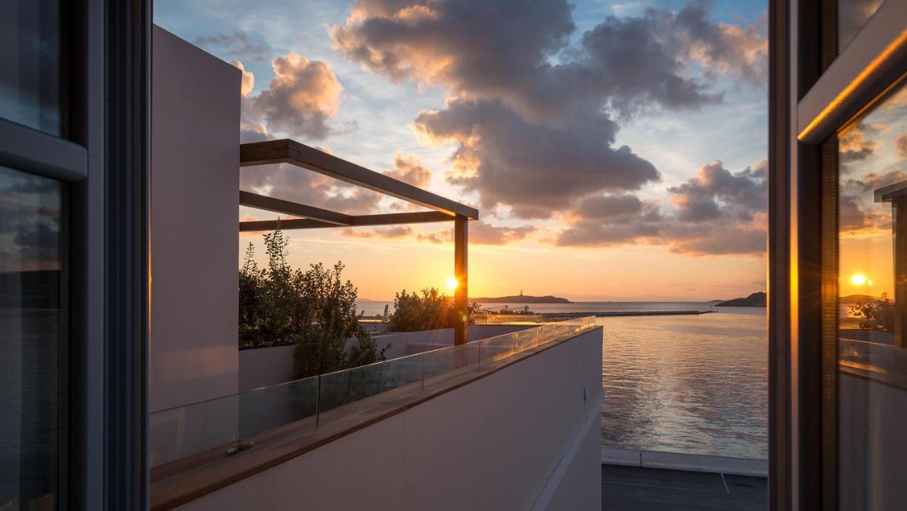 Shapes Luxury Suites Ermoupoli Buitenkant foto