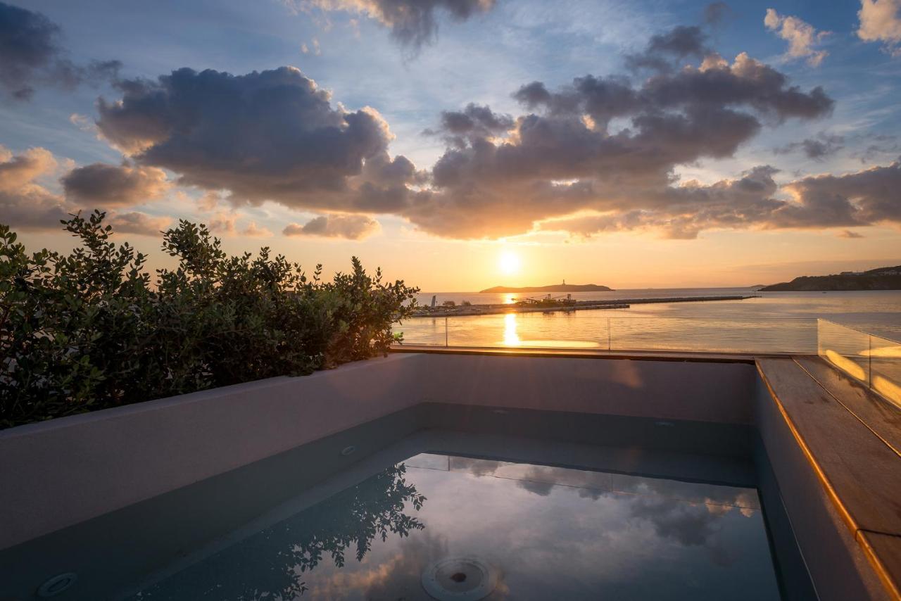 Shapes Luxury Suites Ermoupoli Buitenkant foto